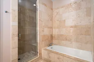 555 E 5th St, Austin, TX 78701 - Photo 25