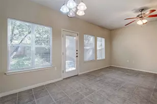 1217 Delano St, Austin, TX 78721 - Photo 11
