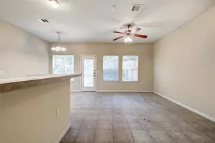 1217 Delano St, Austin, TX 78721 - Photo 3