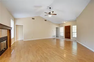 1713 Woodwind Ln, Austin, TX 78758 - Photo 3