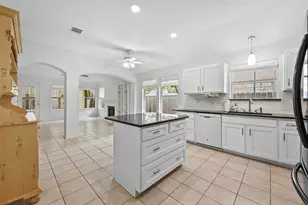 9401 Notches Dr, Austin, TX 78748 - Photo 11