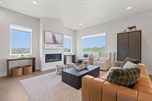 7905 Floracita Ln, Austin, TX 78735 - Photo 7