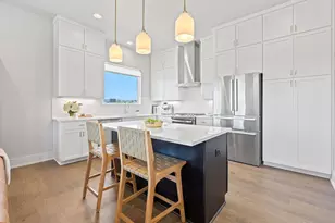 7905 Floracita Ln, Austin, TX 78735 - Photo 13