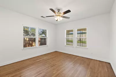 3203 E 18th Street, Austin, TX 78721 - Photo 15