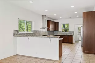 3203 E 18th St, Austin, TX 78721 - Photo 13