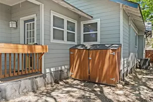 3203 E 18th St, Austin, TX 78721 - Photo 29