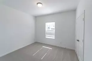 337 Yosemite Dr, Kyle, TX 78640 - Photo 9