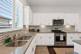 1506 Arcilla St, Austin, TX 78741 - Photo 5