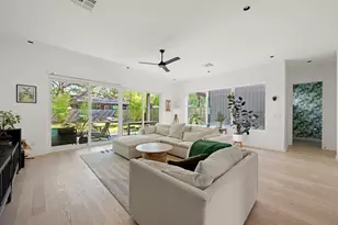 3302 Goodwin Ave, Austin, TX 78702 - Photo 9