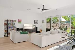 3302 Goodwin Ave, Austin, TX 78702 - Photo 7