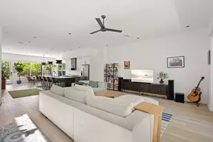 3302 Goodwin Ave, Austin, TX 78702 - Photo 9