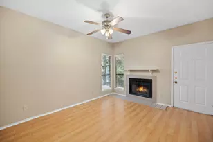 2706 Salado St, Austin, TX 78705 - Photo 25