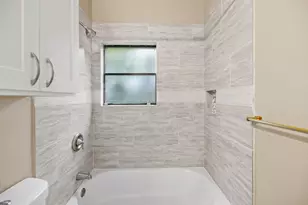 2706 Salado St, Austin, TX 78705 - Photo 31