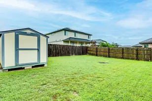 213 Ammonite Ln, Jarrell, TX 76537 - Photo 35