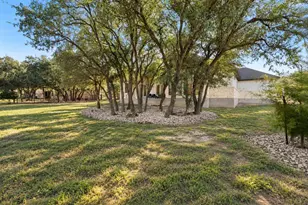 101 Gabriel Woods Dr, Georgetown, TX 78633 - Photo 35