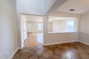 101 Gillespie Ln, Elgin, TX 78621 - Photo 7