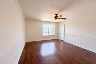 101 Gillespie Ln, Elgin, TX 78621 - Photo 9