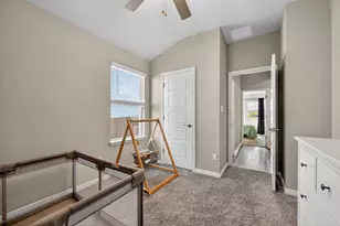 1036 View Dr, Georgetown, TX 78628 - Photo 21