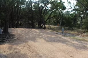 961 Buttercup Ln, Wimberley, TX 78676 - Photo 1