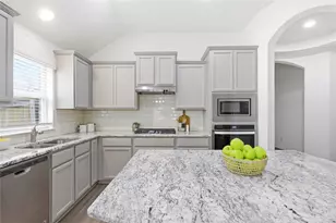 19816 Rhiannon Ln, Pflugerville, TX 78660 - Photo 7