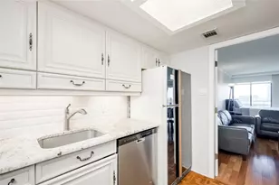 1122 Colorado St, Austin, TX 78701 - Photo 17