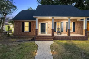 1105 Victoria St, Taylor, TX 76574 - Photo 7