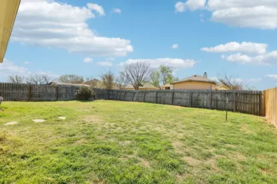 211 Almquist Street, Hutto, TX 78634 - Photo 33