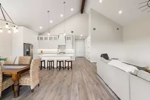 3160 Lakeview Dr, Canyon Lake, TX 78133 - Photo 9