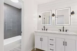 6108 Shadow Valley Dr, Austin, TX 78731 - Photo 31