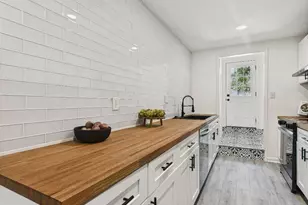 6108 Shadow Valley Dr, Austin, TX 78731 - Photo 11