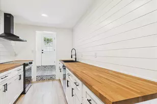 6108 Shadow Valley Dr, Austin, TX 78731 - Photo 27