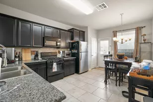 400 Epiphany Ln, Pflugerville, TX 78660 - Photo 5