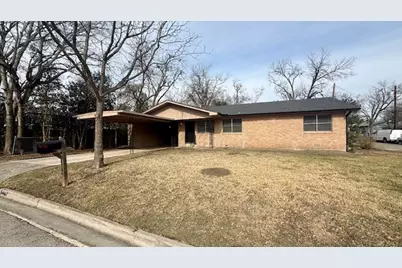800 Otis Street, Taylor, TX 76574 - Photo 1