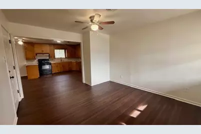800 Otis Street, Taylor, TX 76574 - Photo 5