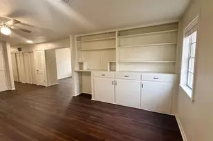 800 Otis St, Taylor, TX 76574 - Photo 7