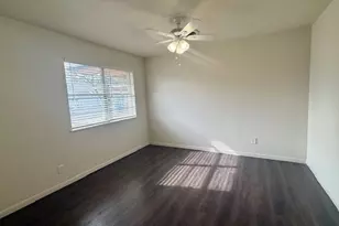 800 Otis St, Taylor, TX 76574 - Photo 15