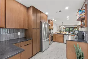 8001 Forest Mesa Dr, Austin, TX 78759 - Photo 9