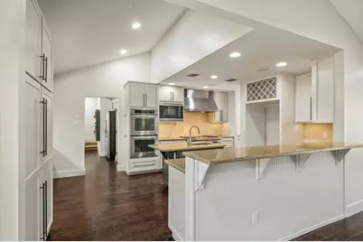 7202 Running Rope Circle, Austin, TX 78731 - Photo 9