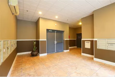 910 W 25th Street #302, Austin, TX 78705 - Photo 19