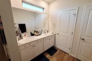 417 Dipprey Ln, Georgetown, TX 78628 - Photo 15