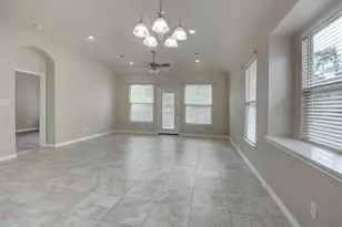 129 N Kaupo Dr, Bastrop, TX 78602 - Photo 3
