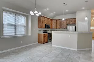 129 N Kaupo Dr, Bastrop, TX 78602 - Photo 5