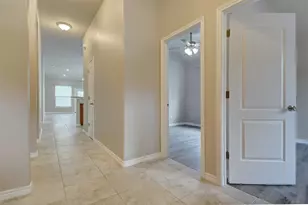 129 N Kaupo Dr, Bastrop, TX 78602 - Photo 15