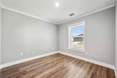 2026 Applewood Drive, Lockhart, TX 78644 - Photo 19