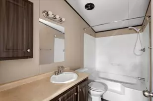 337 SW Front St, Bartlett, TX 76511 - Photo 15