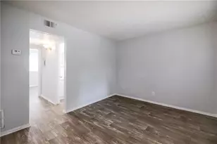 2401 Manor Rd, Austin, TX 78722 - Photo 13