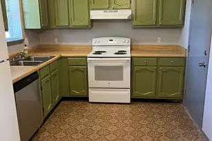 705 Guadalimar St, Lockhart, TX 78644 - Photo 3