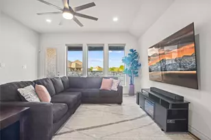 369 Cold Riv Run, Kyle, TX 78640 - Photo 17