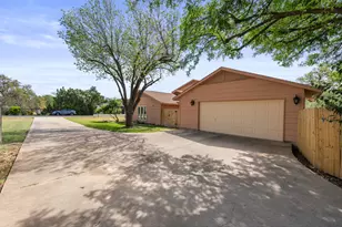 2702 Double Tree St, Round Rock, TX 78681 - Photo 39