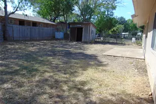 317 Craigmont Dr, Austin, TX 78745 - Photo 9